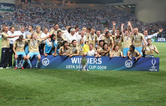 UEFAスーパーカップ獲得から15周年